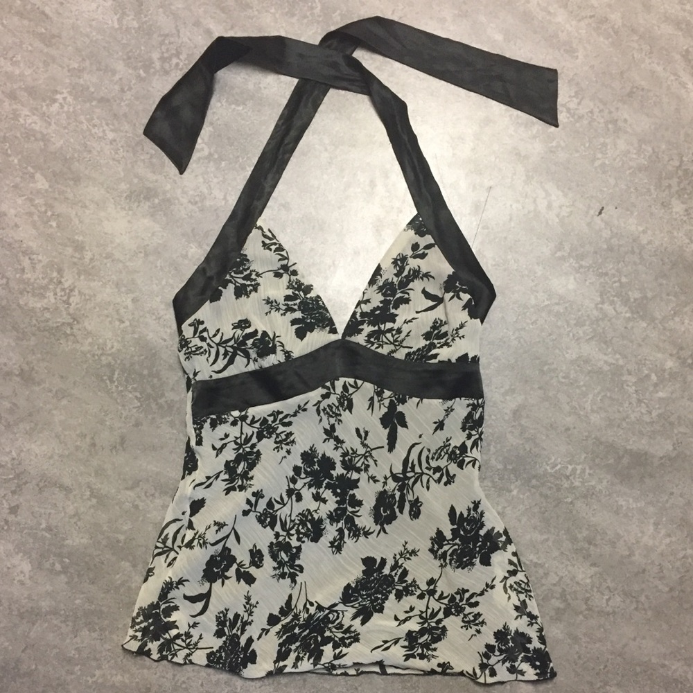☀️Black and white halter top